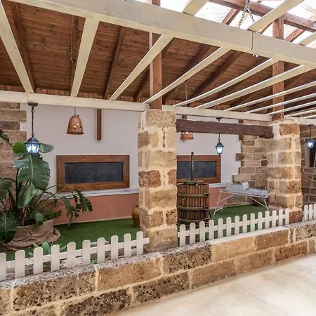 Marigio & Restaurant 4*