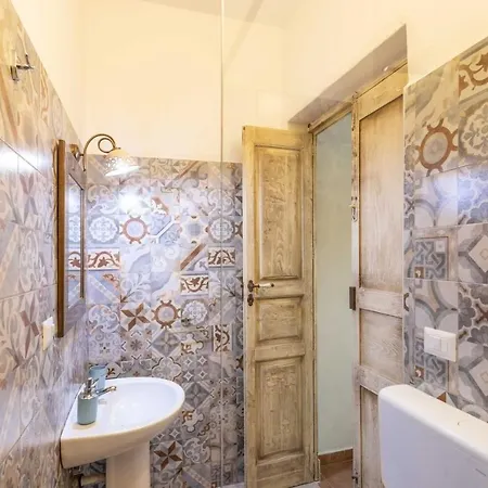 Marigio Oda ve Kahvaltı 4*