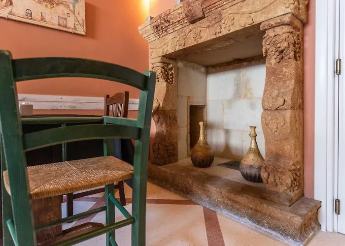 Marigio & Restaurant לינה וארוחת בוקר 4*